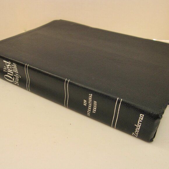 Vintage Quest Study Bible NIV 1970s 80s Version Black Bonded Leather Binding OOP - Picture 2 of 9